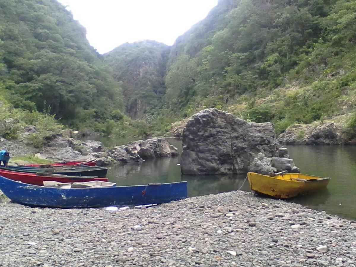 Hostal La Ceibita Tours Los Potrerillos Exterior foto